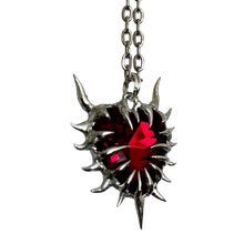 Cargar imagen en el visor de la galería, Venza 'Crimson Thorn'