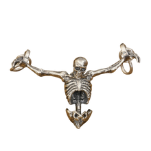 Cargar imagen en el visor de la galería, Venza 'Hanging Skeleton'
