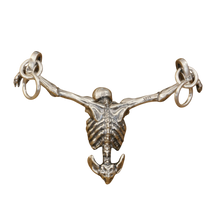 Cargar imagen en el visor de la galería, Venza 'Hanging Skeleton'
